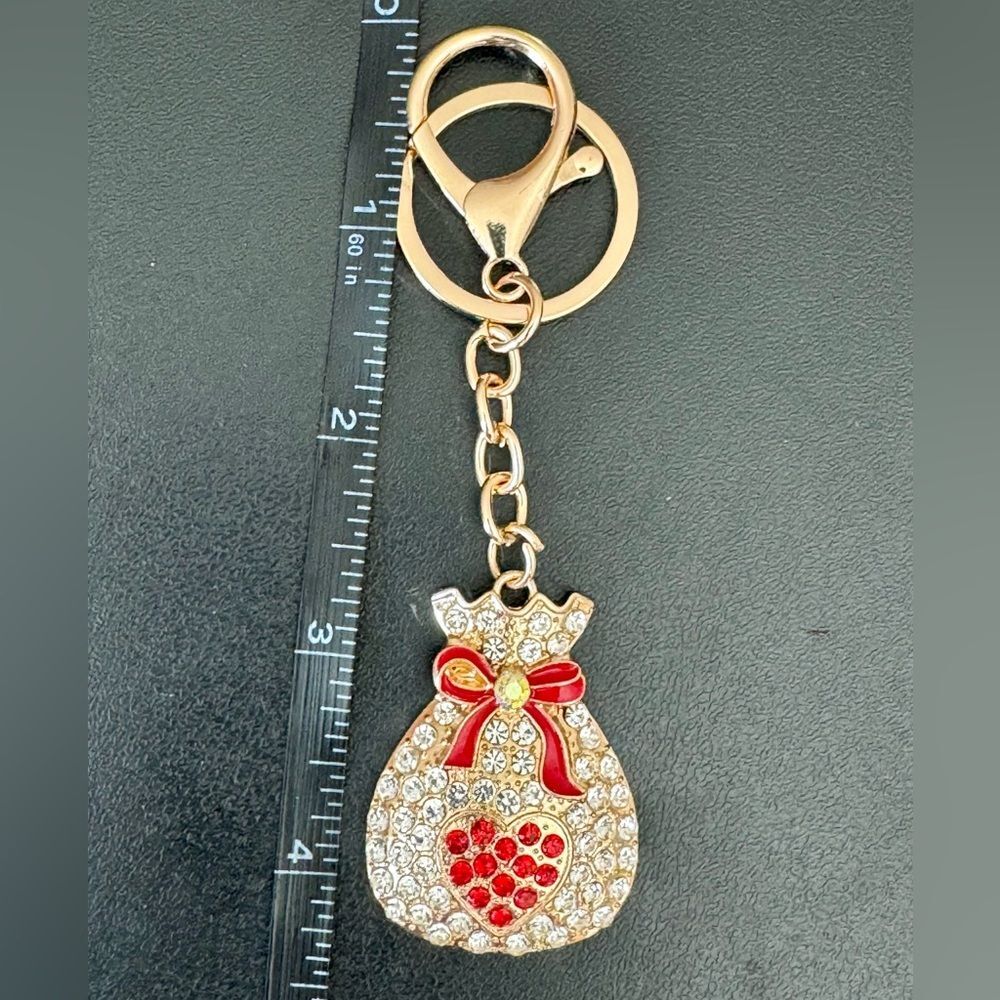 BAG CHARM  Gold Tone Crystal Red Heart and Bow Purse Charm Keychain NWT - Picture 3 of 6